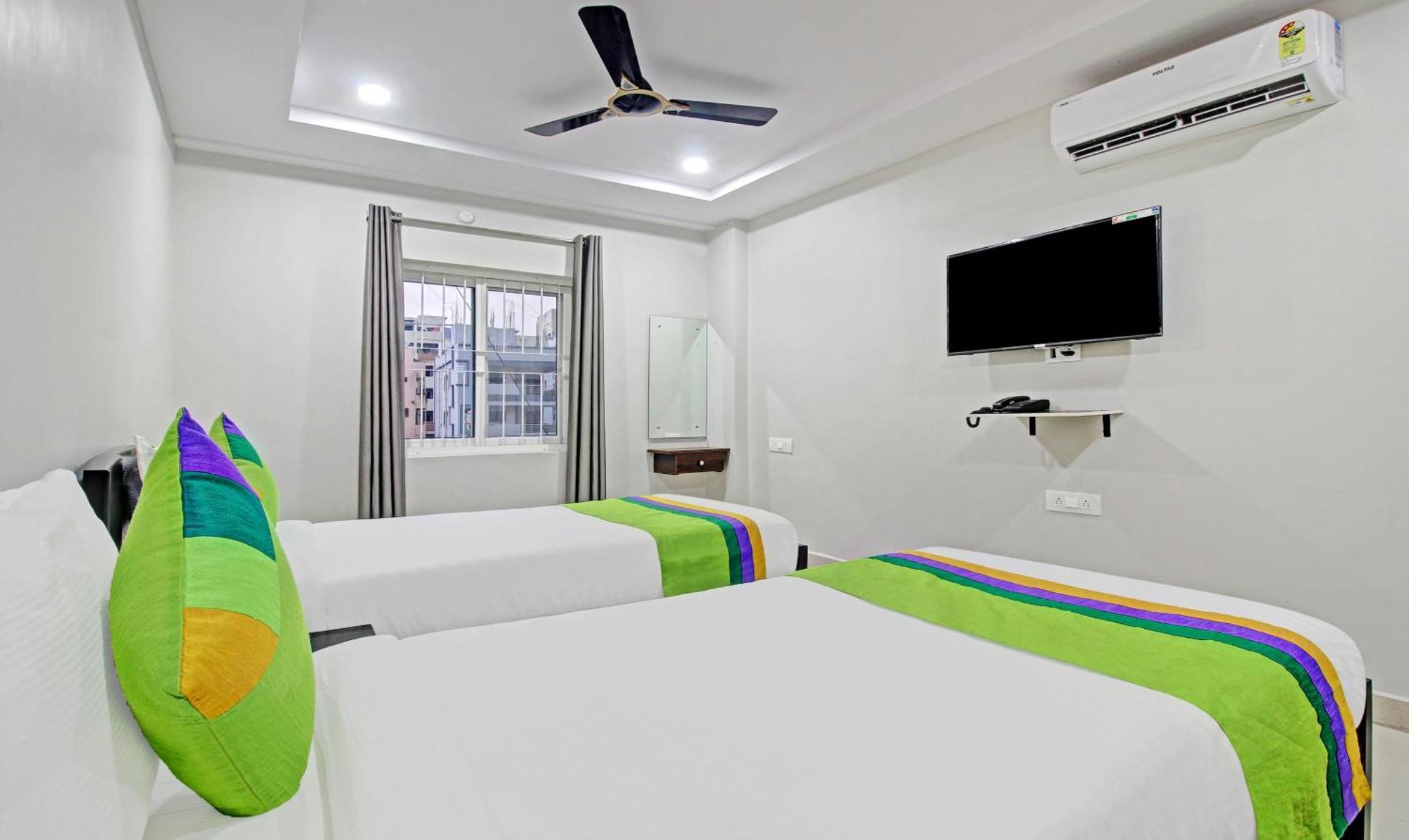 Itsy Hotels Sunrise Grand, Hitech City ไฮเดอราบัด ภายนอก รูปภาพ